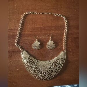 Necklace and Earring Set